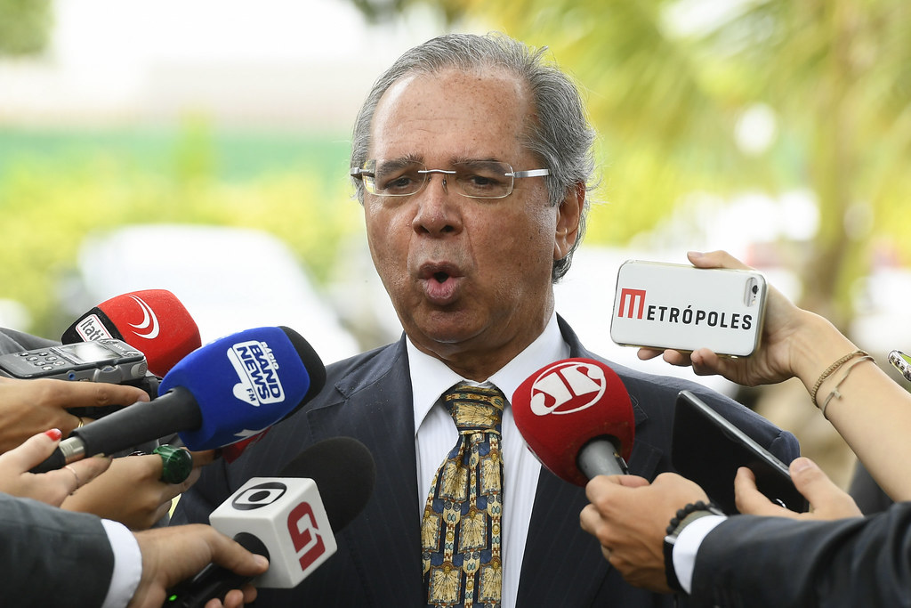 R$ 51 bilhões são anunciados para integrar salário de quem tiver jornada reduzida 01/04/2020