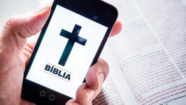 ler a bíblia pelo celular