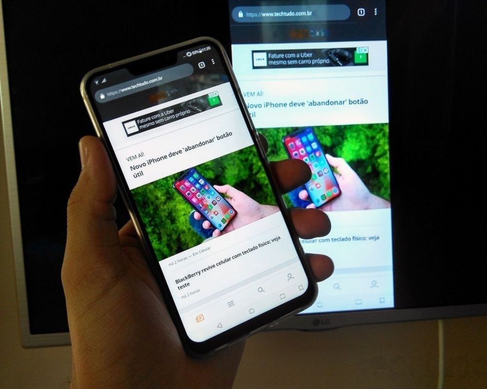 Como espelhar a tela do celular na televisão