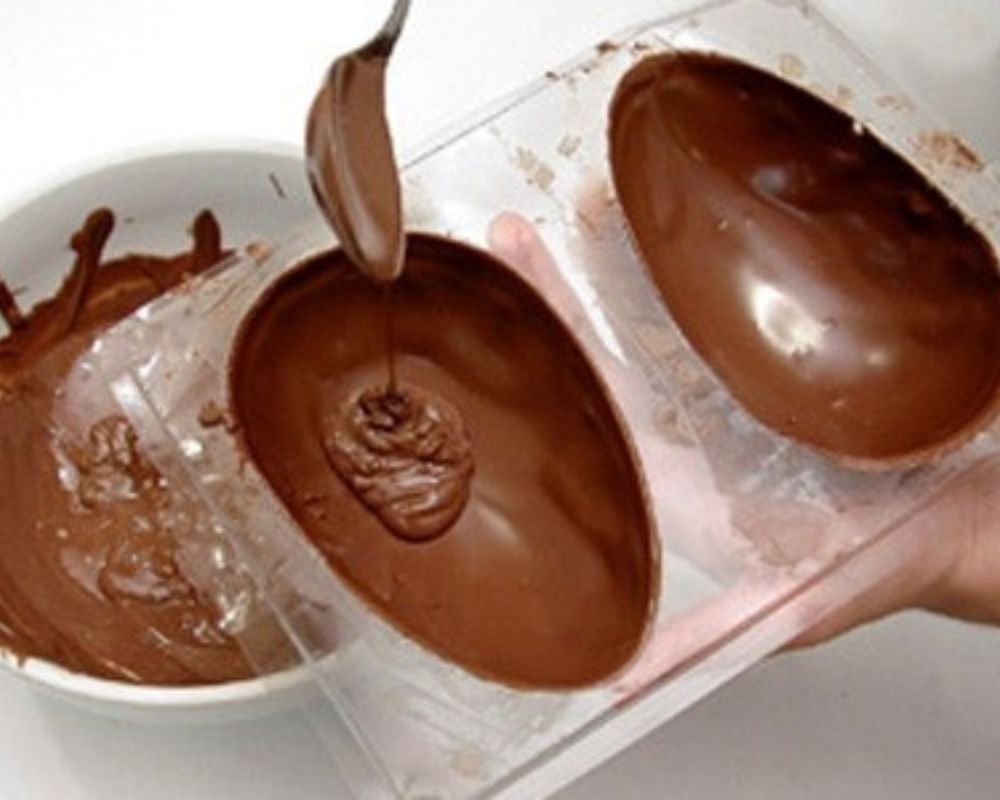 Como fazer ovo de páscoa caseiro rápido e fácil