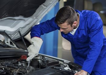 Aprenda a consertar carro e moto pelo celular